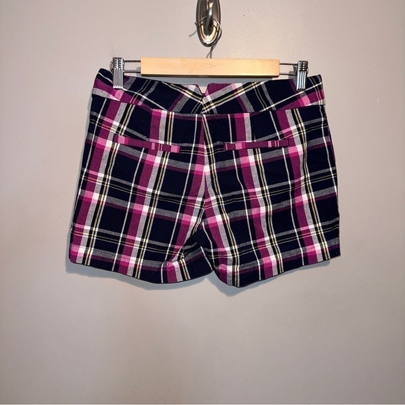 Banana Republic Plaid Cotton Shorts - Picture 3 of 4